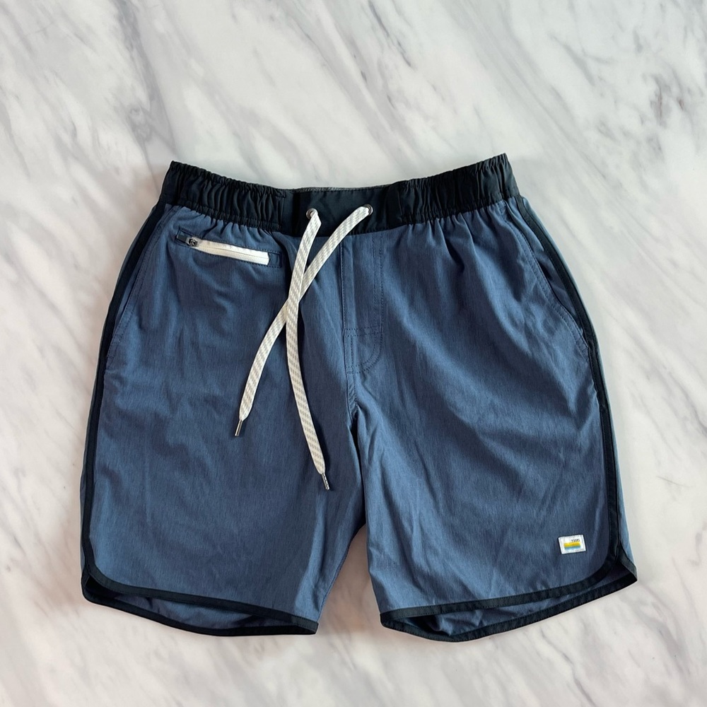Vuori Mens shorts